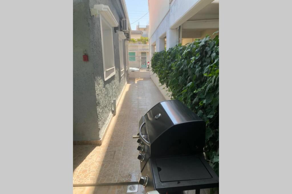 فيلا Ανακαινισμενη Μονοκατοικια 125 Τμ Στο Κεντρο Με Κηπο Mesolóngion المظهر الخارجي الصورة