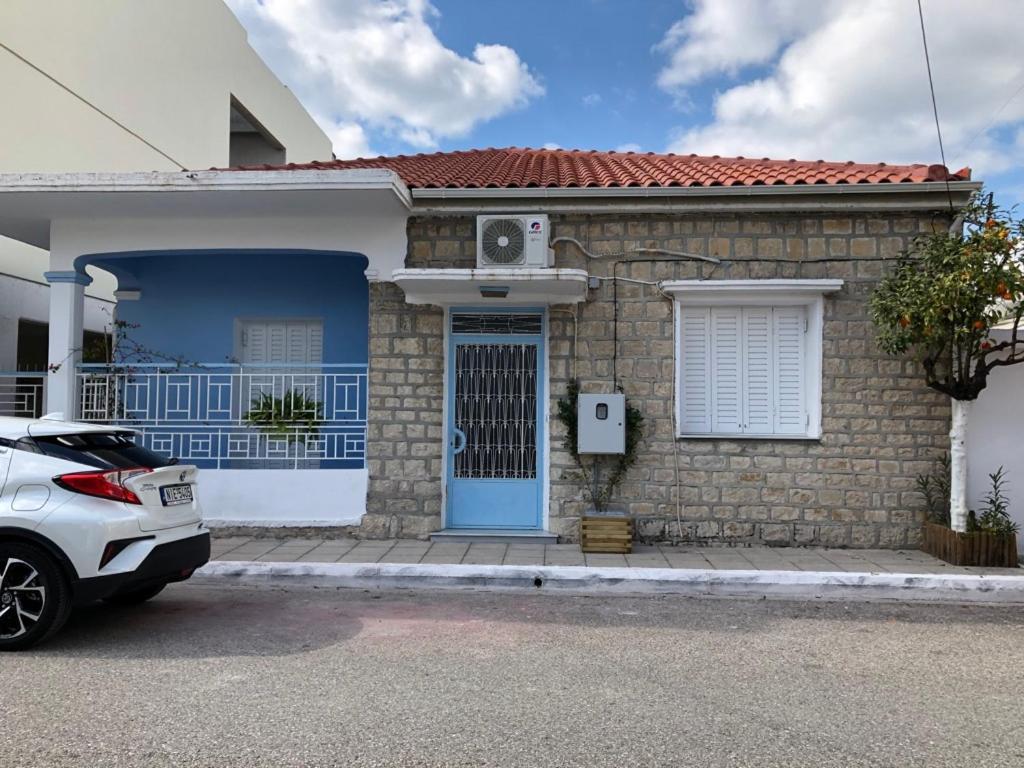 فيلا Ανακαινισμενη Μονοκατοικια 125 Τμ Στο Κεντρο Με Κηπο Mesolóngion المظهر الخارجي الصورة